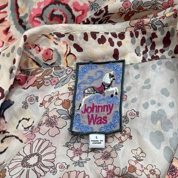 Johnny Was Jungle Paisley Rasvana 100% Silk Lightweight Button Blouse Size L - Picture 9 of 11